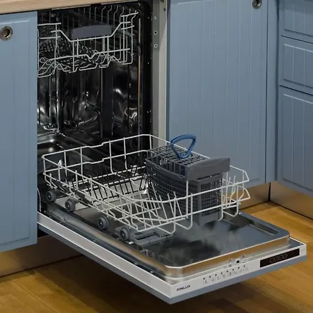 молинезия アパート