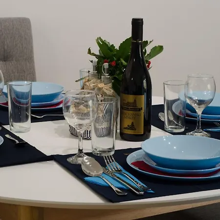 アパート молинезия *