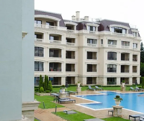 Апартаменты молинезия Святые Константин и Елена