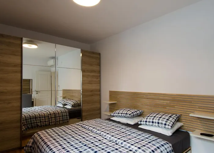 молинезия Святые Константин и Елена