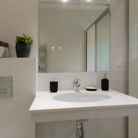 молинезия * 산콘스탄틴앤헬레나