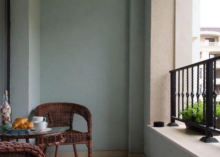 молинезия Daire *